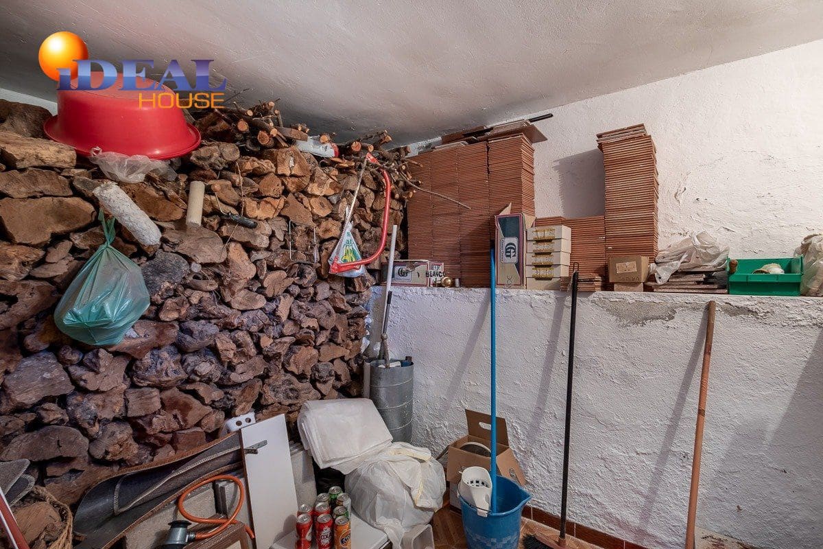 2 sovrum Villa till salu i Ventas de Huelma med pool garage - 115 000 € (Ref: 9433710)