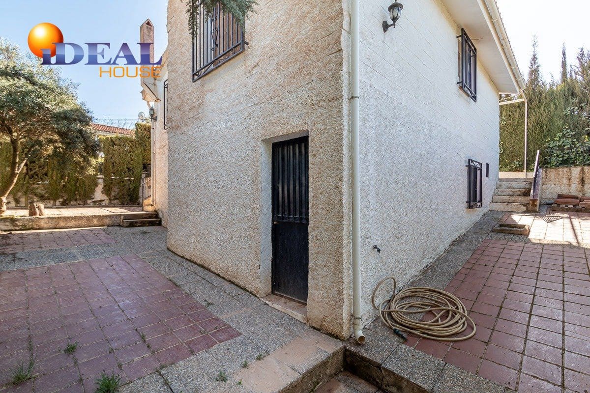 2 sovrum Villa till salu i Ventas de Huelma med pool garage - 115 000 € (Ref: 9433710)