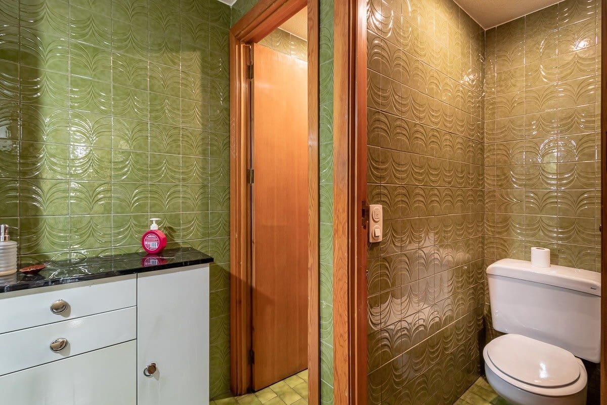 5 soveværelse Erhverv til salg i Granada by - € 225.000 (Ref: 9433711)