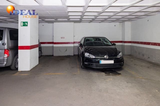 Garage for sale in Granada city - € 15,500 (Ref: 9433715)