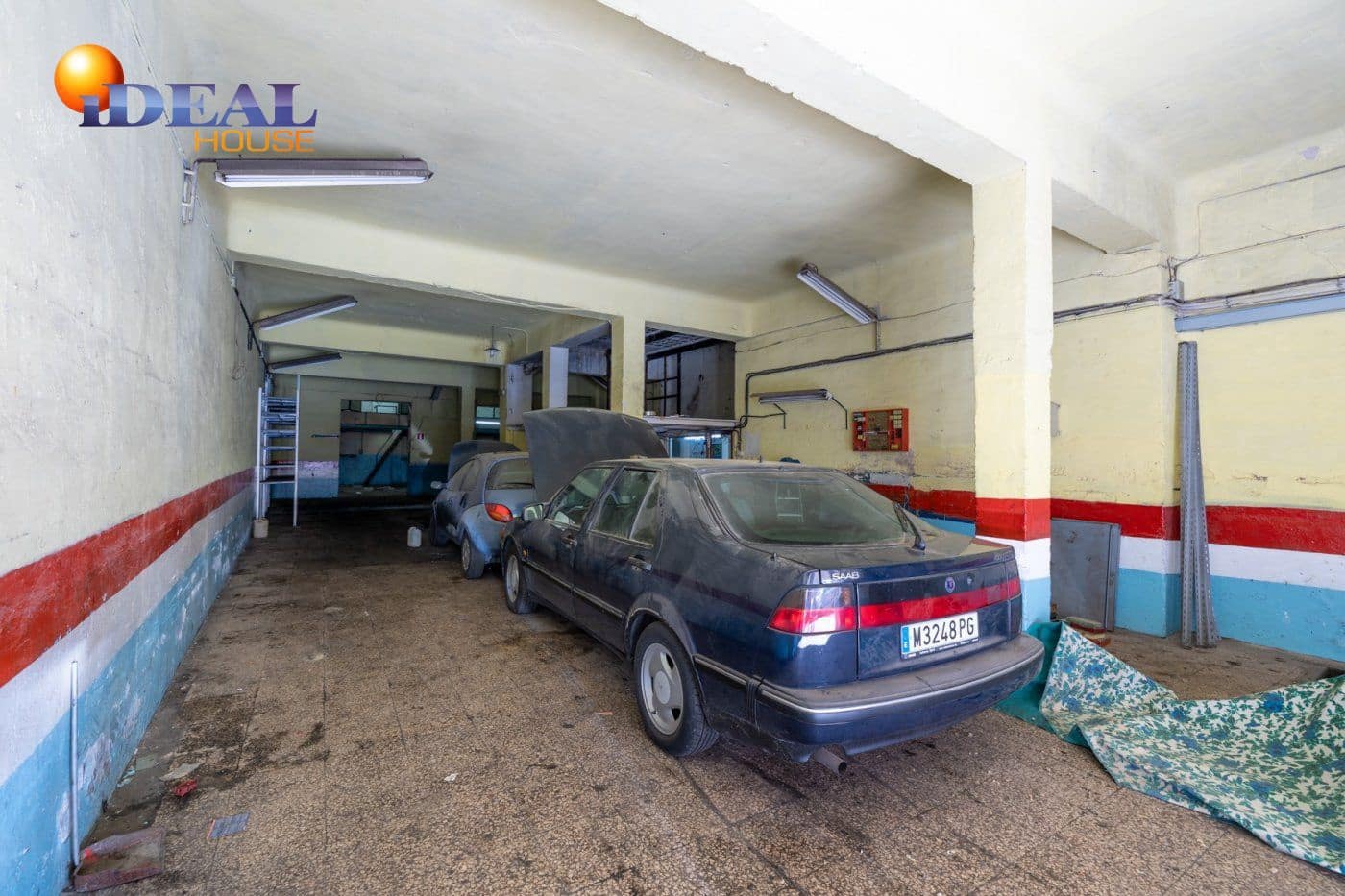 Commercial for sale in Granada city - € 195,000 (Ref: 9433718)