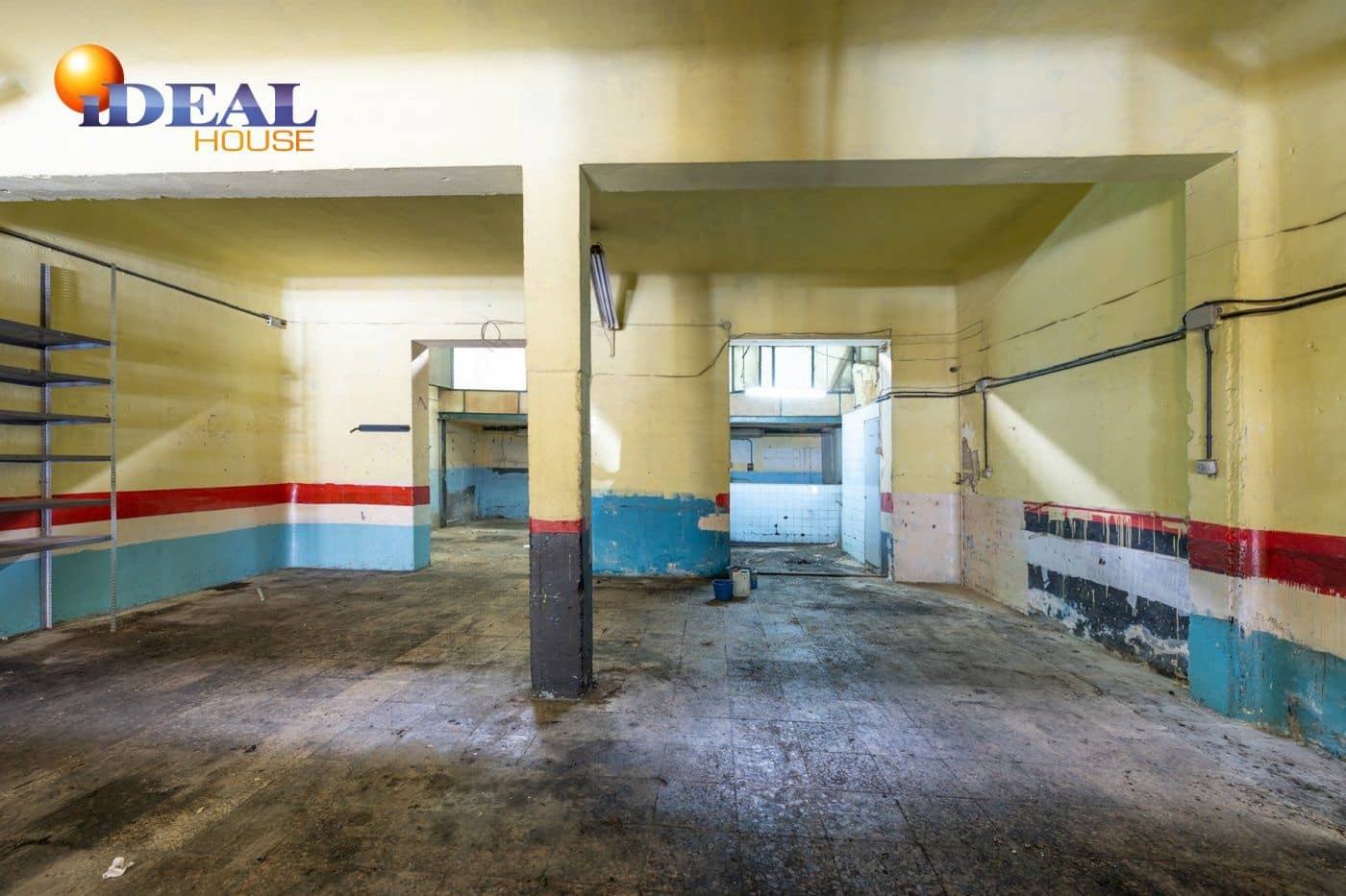 Commercial for sale in Granada city - € 195,000 (Ref: 9433718)