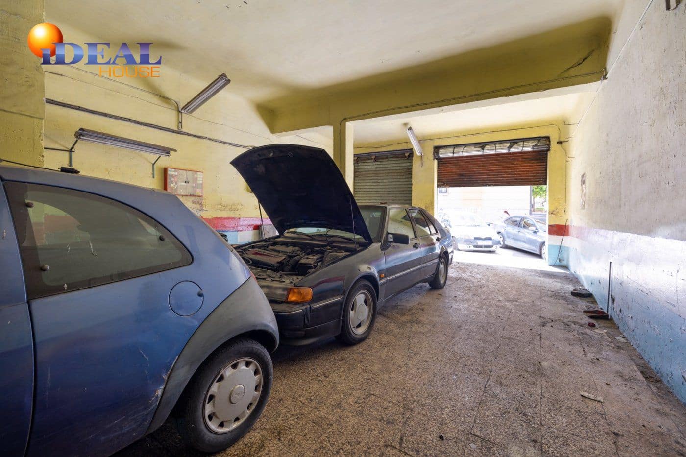 Commercial for sale in Granada city - € 195,000 (Ref: 9433718)