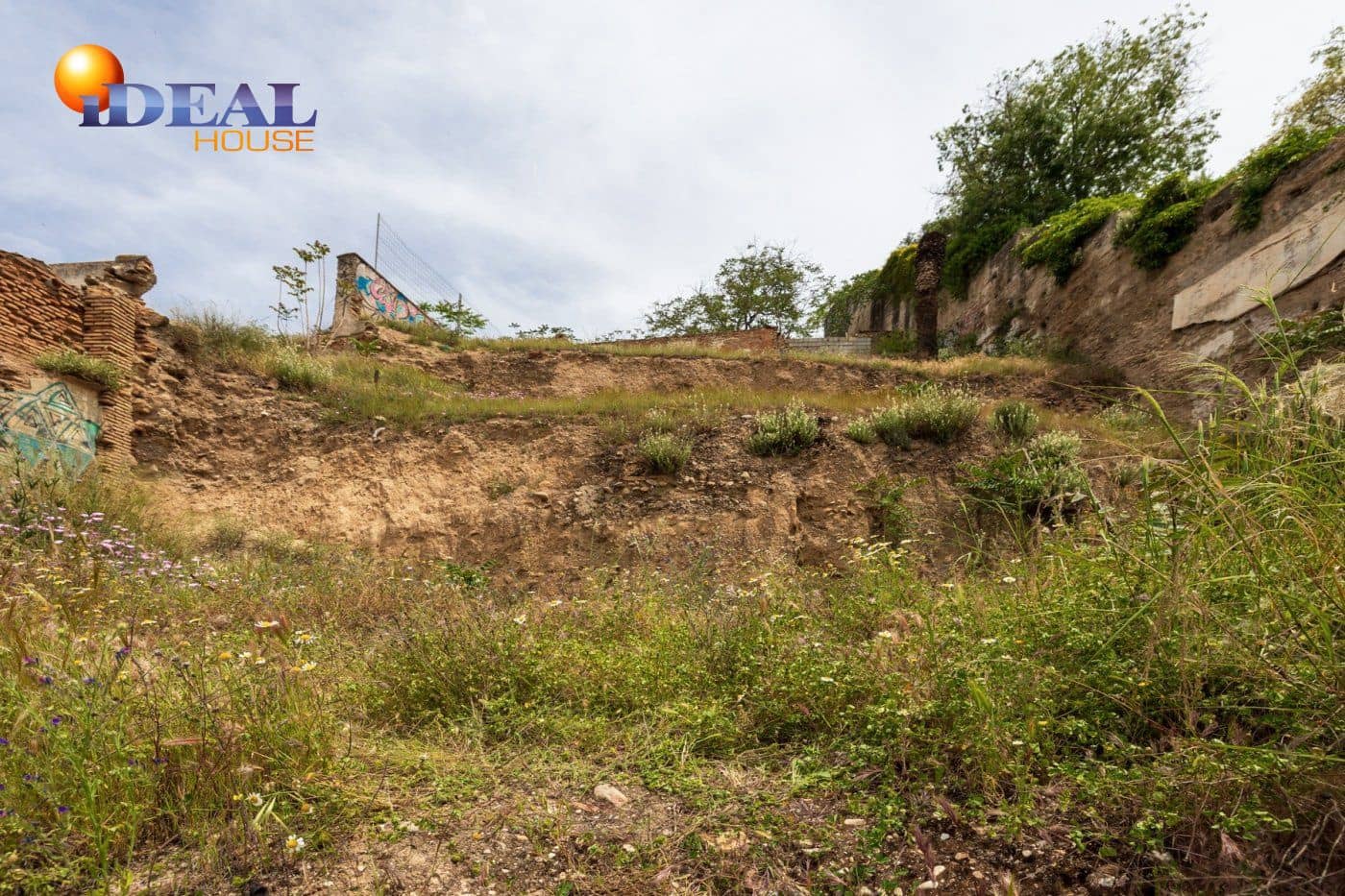 Bauplatz zu verkaufen in Granada Stadt - 755.000 € (Ref: 9433719)