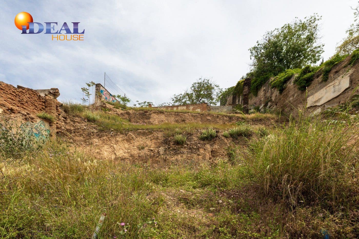 Bauplatz zu verkaufen in Granada Stadt - 755.000 € (Ref: 9433719)