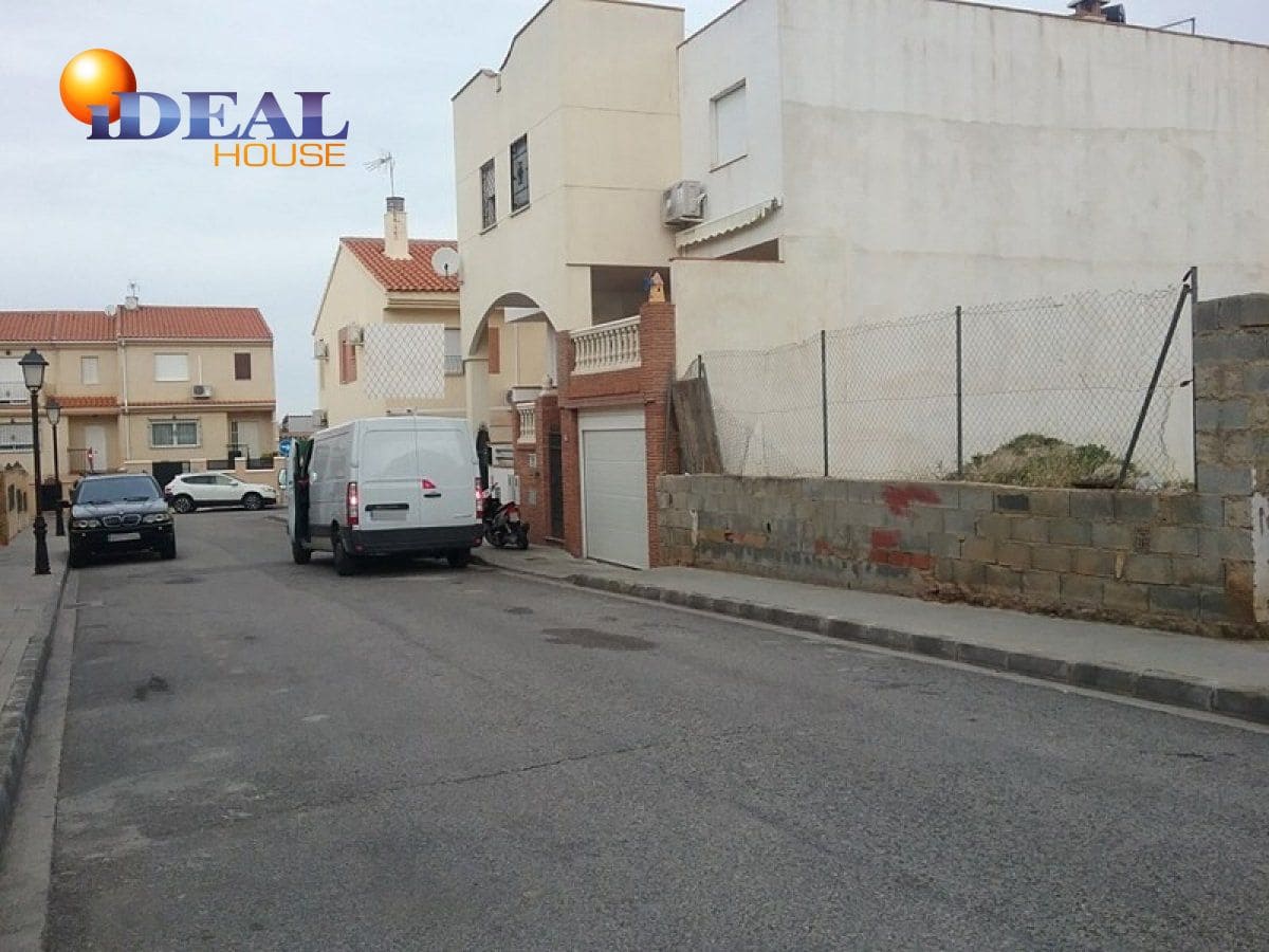 Działka budowlana na sprzedaż w Huetor Vega - 90 000 € (Ref: 9433722)