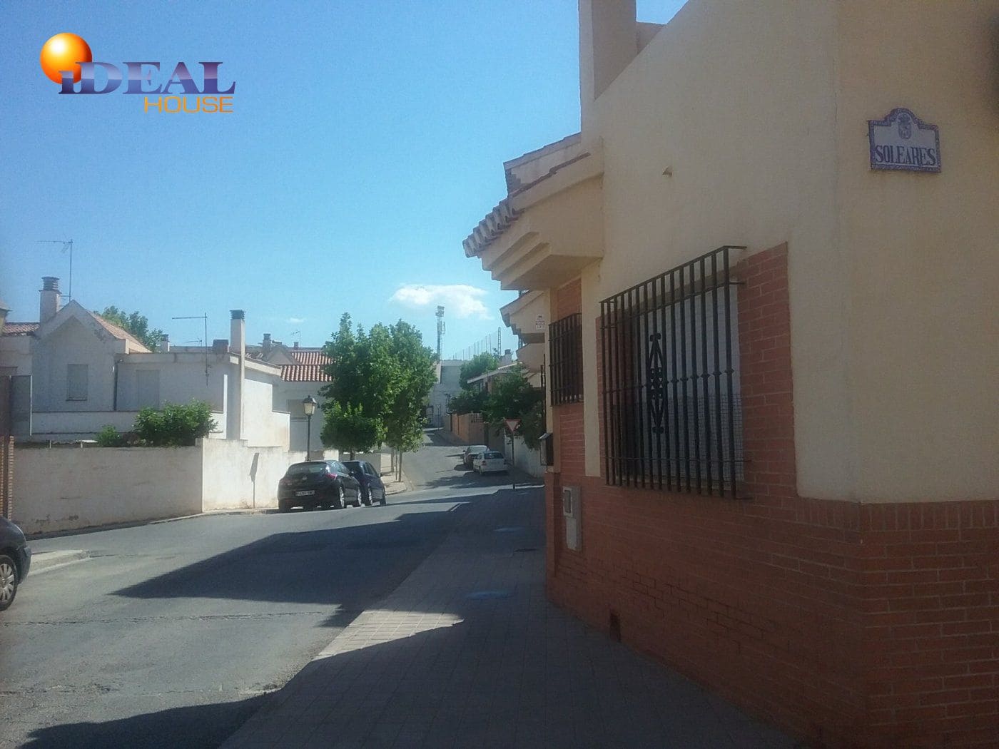 Działka budowlana na sprzedaż w Huetor Vega - 90 000 € (Ref: 9433722)