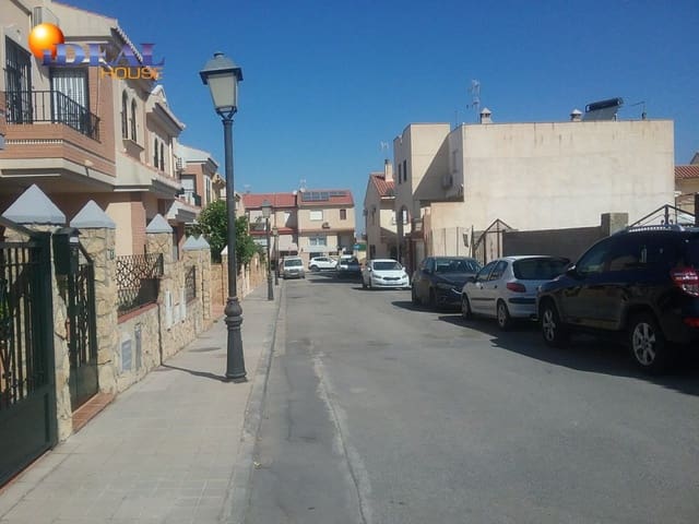 Działka budowlana na sprzedaż w Huétor Vega - 90 000 € (Ref: 9433722)