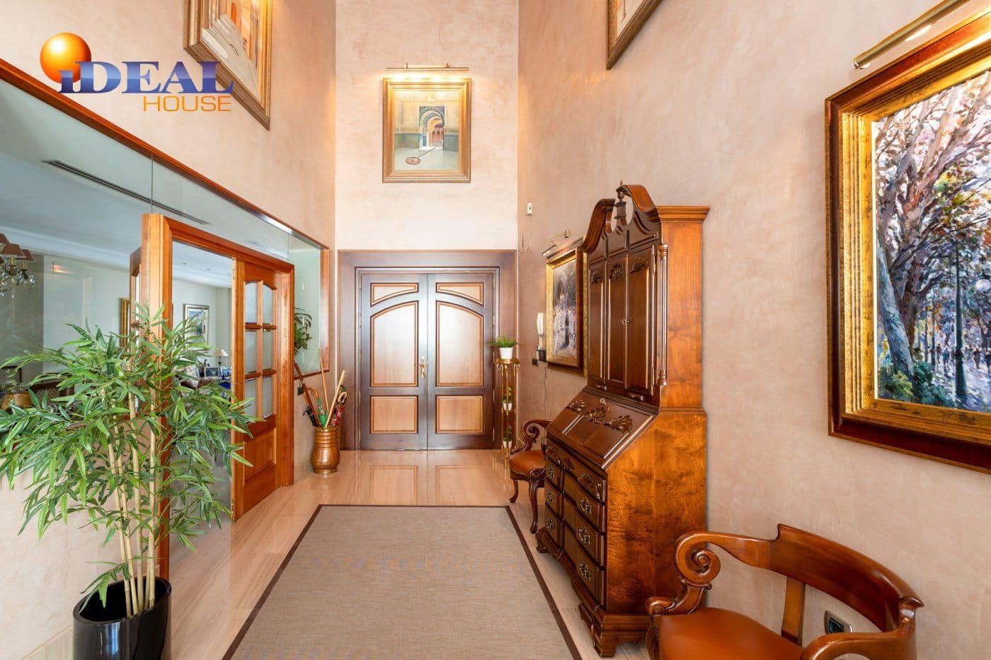 6 makuuhuone Huvila myytävänä paikassa Granada kaupunki mukana uima-altaan 
autotalli - 995 000 € (Ref: 9433725)