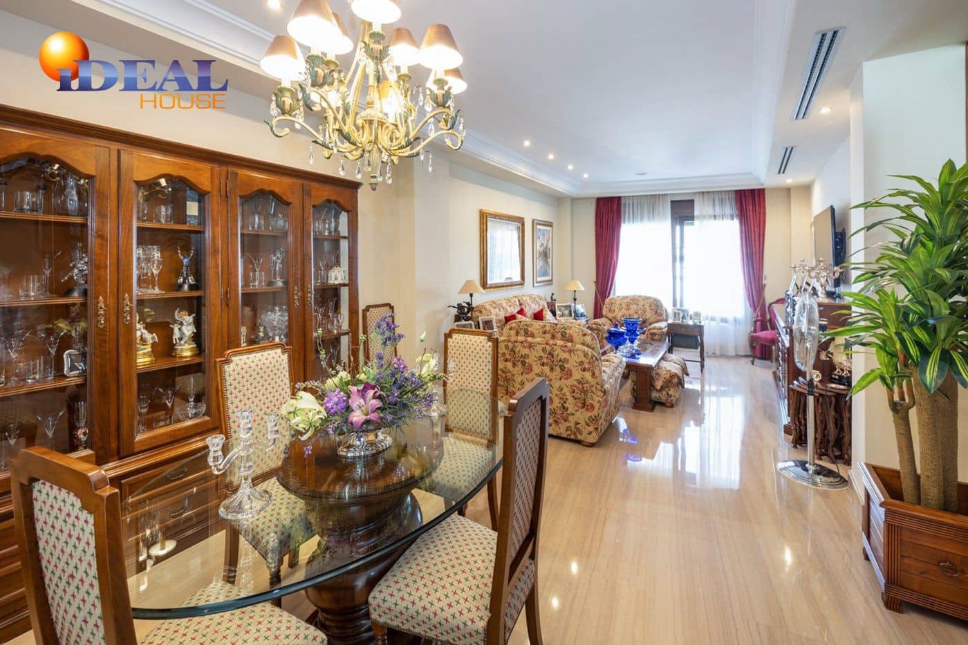 6 makuuhuone Huvila myytävänä paikassa Granada kaupunki mukana uima-altaan 
autotalli - 995 000 € (Ref: 9433725)