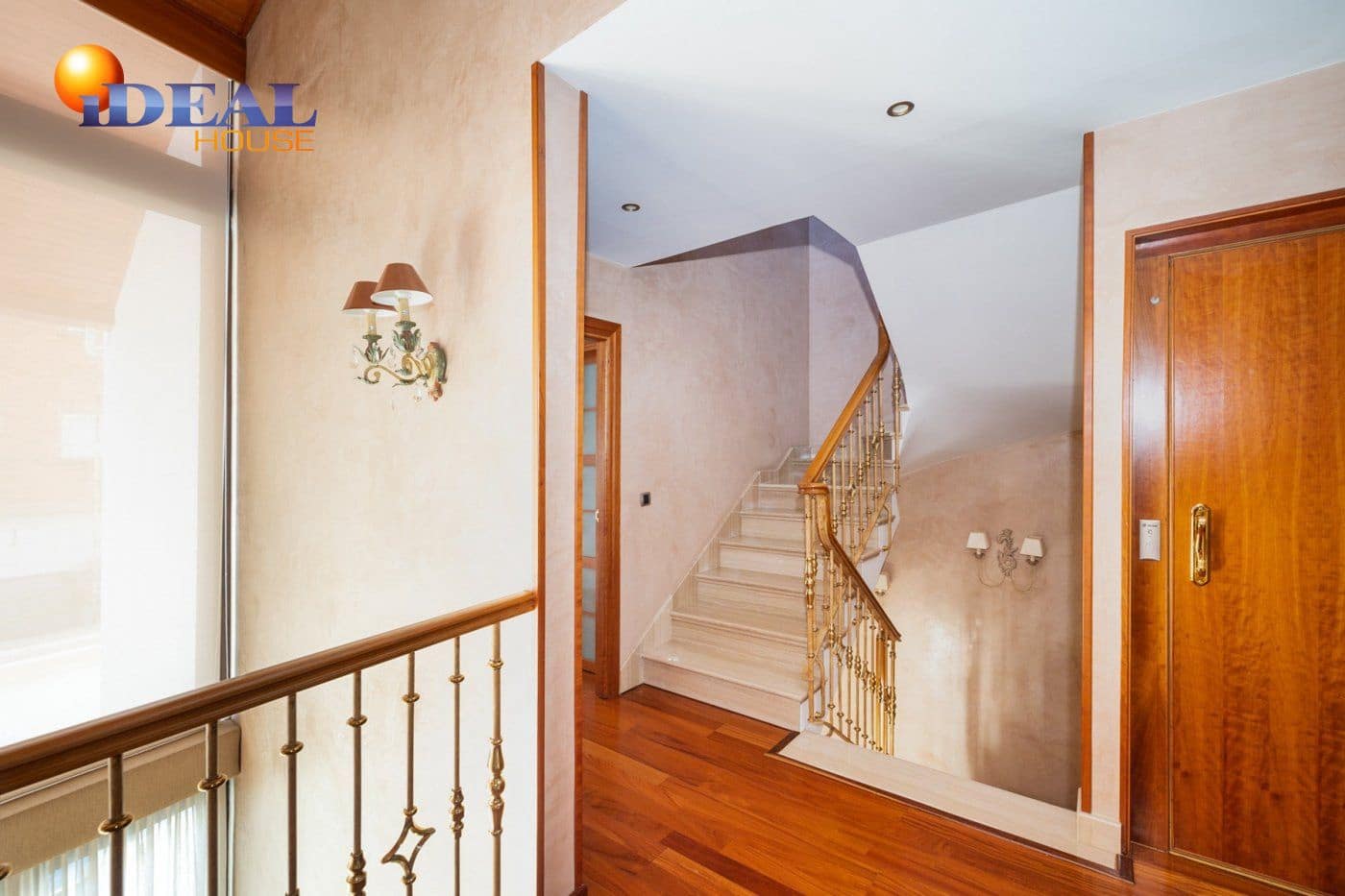 6 makuuhuone Huvila myytävänä paikassa Granada kaupunki mukana uima-altaan 
autotalli - 995 000 € (Ref: 9433725)