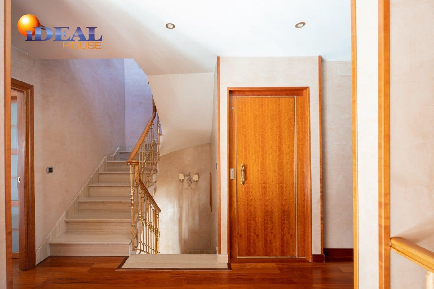 6 makuuhuone Huvila myytävänä paikassa Granada kaupunki mukana uima-altaan 
autotalli - 995 000 € (Ref: 9433725)