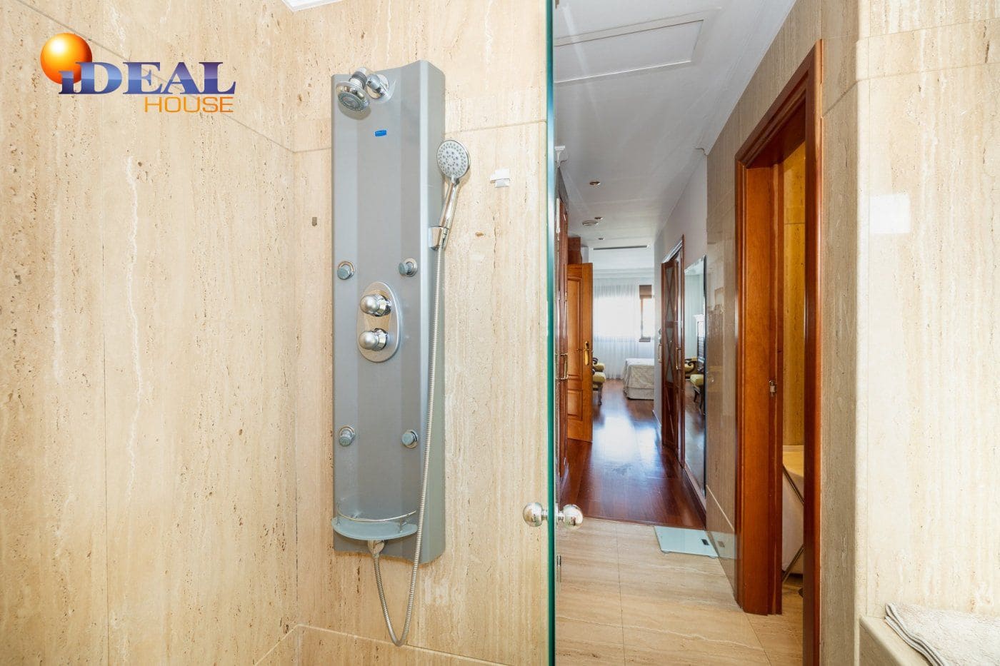 6 makuuhuone Huvila myytävänä paikassa Granada kaupunki mukana uima-altaan 
autotalli - 995 000 € (Ref: 9433725)