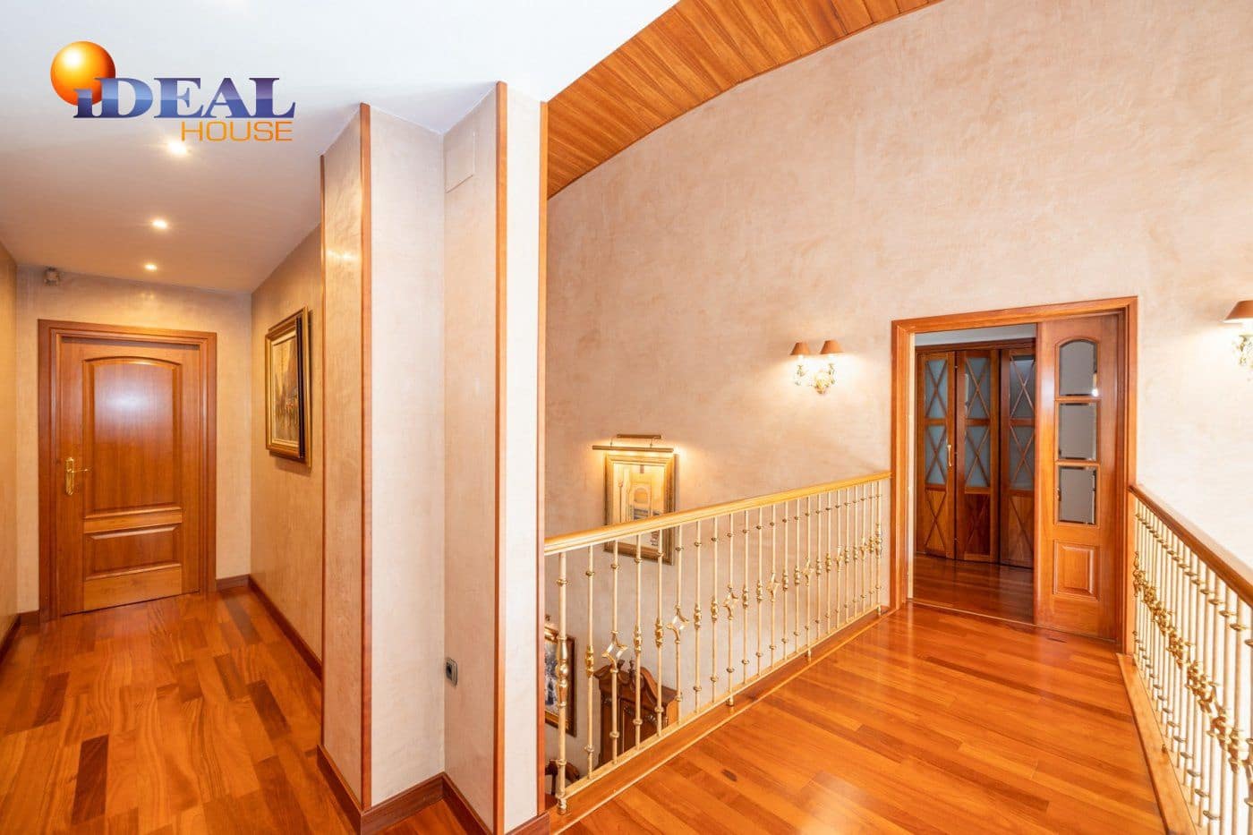 6 makuuhuone Huvila myytävänä paikassa Granada kaupunki mukana uima-altaan 
autotalli - 995 000 € (Ref: 9433725)