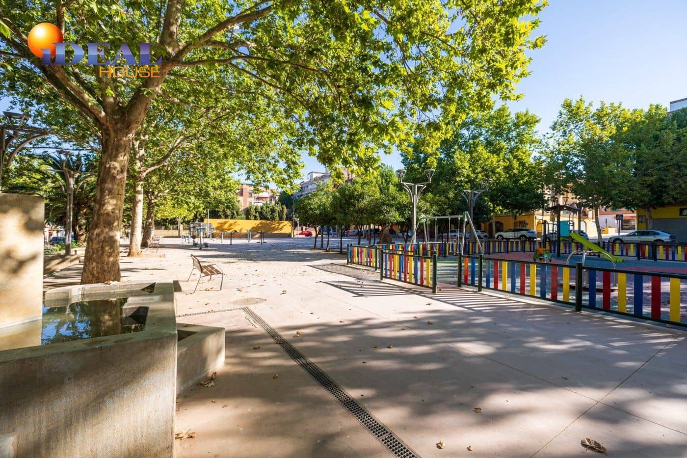 6 makuuhuone Huvila myytävänä paikassa Granada kaupunki mukana uima-altaan 
autotalli - 995 000 € (Ref: 9433725)