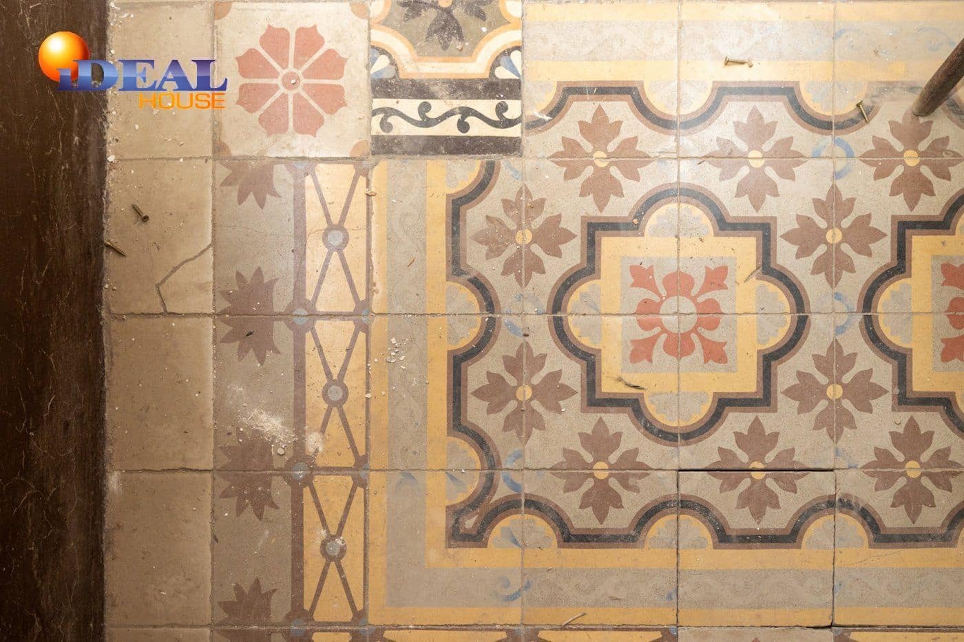 25 bedroom Villa for sale in Granada city - € 980,000 (Ref: 9433728)