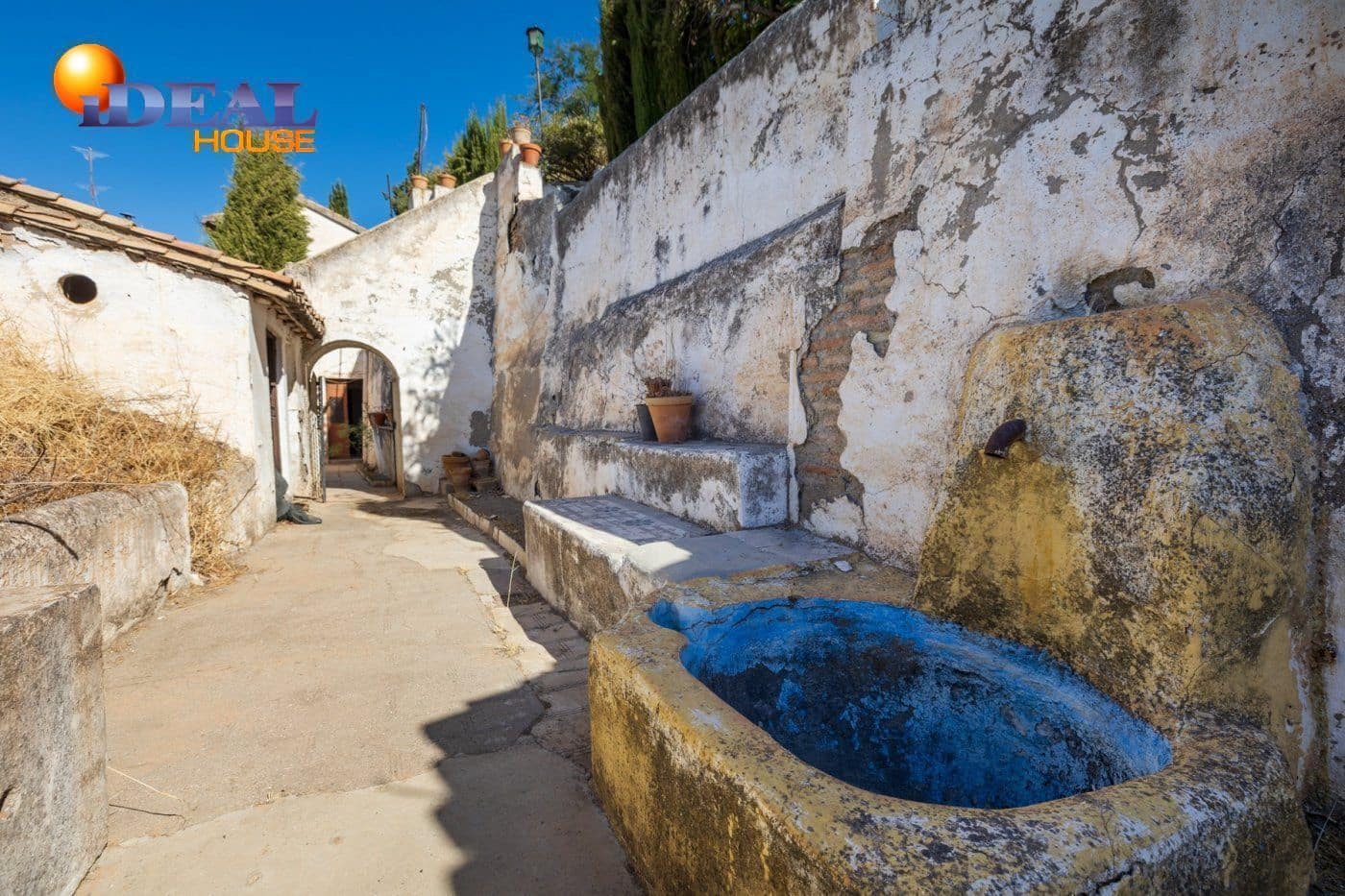 25 bedroom Villa for sale in Granada city - € 980,000 (Ref: 9433728)