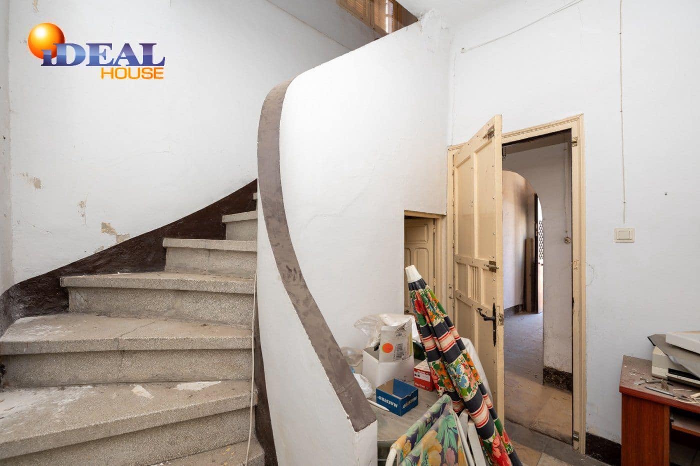 25 bedroom Villa for sale in Granada city - € 980,000 (Ref: 9433728)