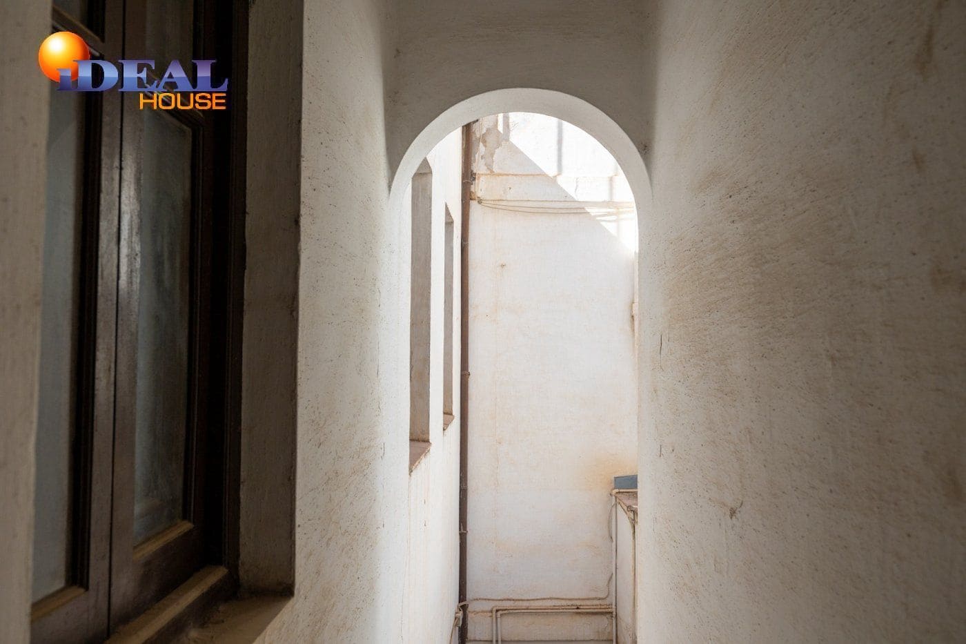 25 bedroom Villa for sale in Granada city - € 980,000 (Ref: 9433728)