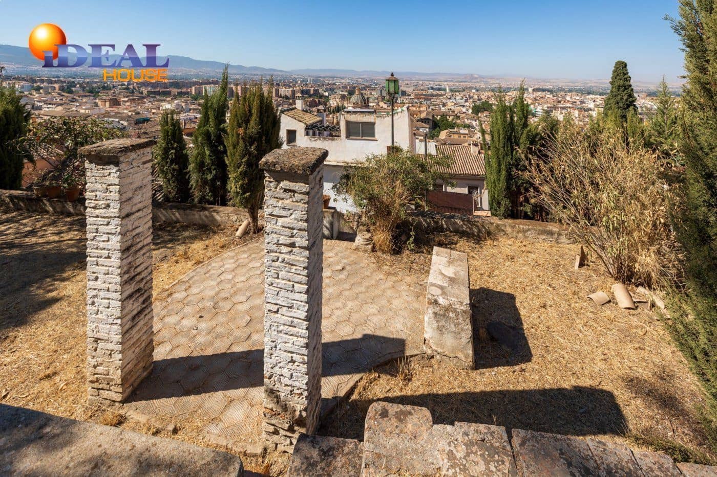 25 bedroom Villa for sale in Granada city - € 980,000 (Ref: 9433728)