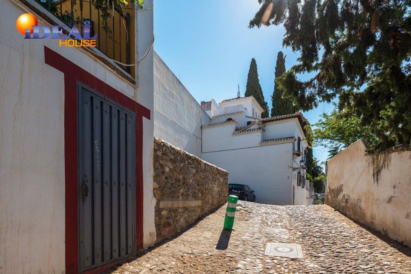 25 bedroom Villa for sale in Granada city - € 980,000 (Ref: 9433728)