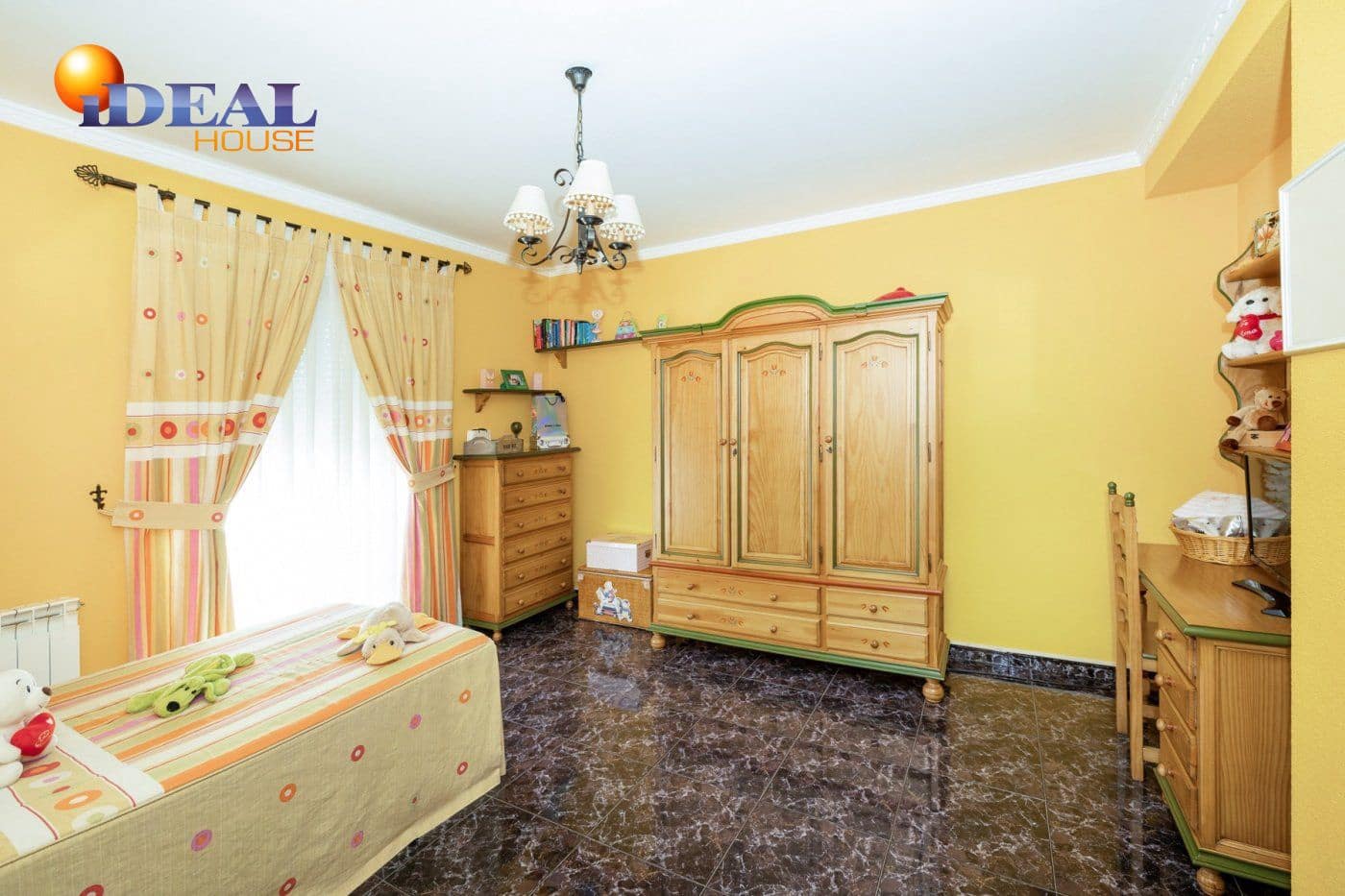 5 soverom Villa til salgs i Cijuela med svømmebasseng garasje - € 330 000 (Ref: 9433729)