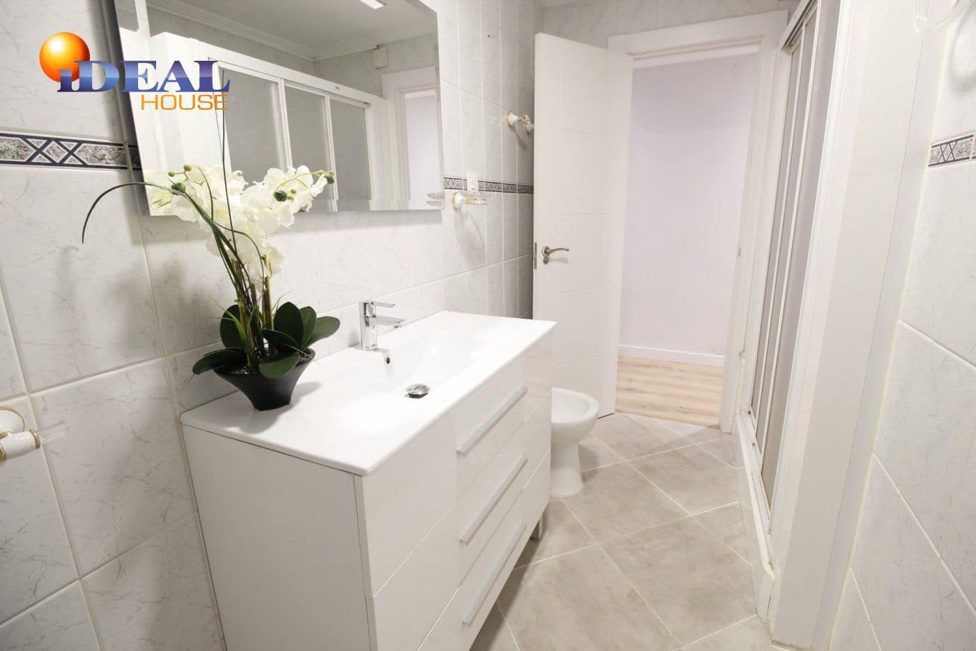 3 makuuhuone Asunto vuokrattavana paikassa Granada kaupunki - 1 050 € (Ref: 9433731)