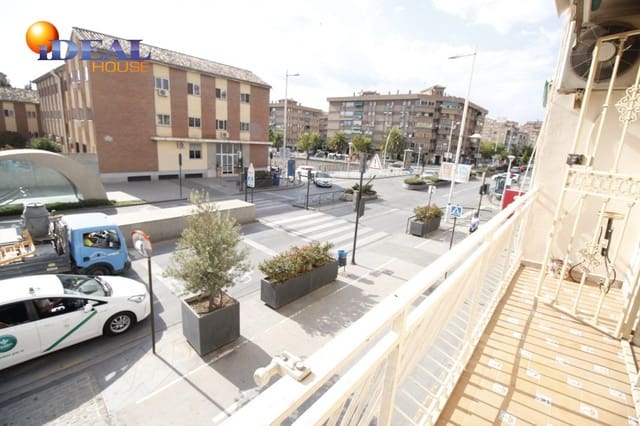 3 makuuhuone Asunto vuokrattavana paikassa Figares, Granada kaupunki - 1 050 € (Ref: 9433731)