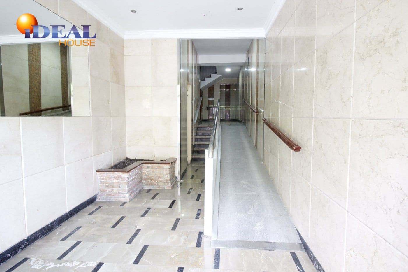 3 makuuhuone Asunto vuokrattavana paikassa Granada kaupunki - 1 050 € (Ref: 9433731)