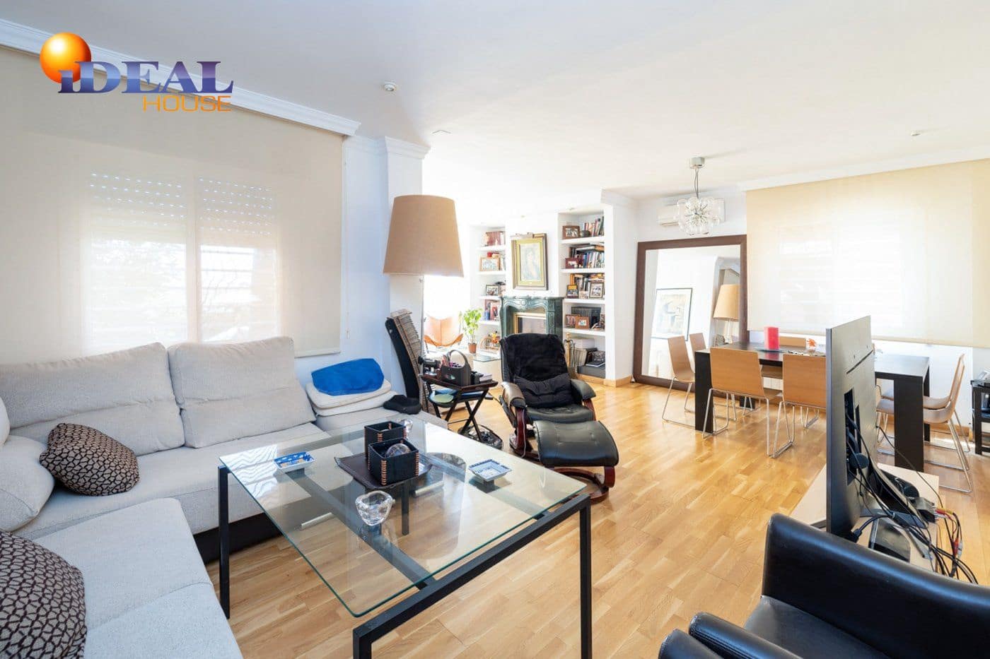 3 camera da letto Villetta a Schiera in vendita in Albolote con piscina garage - 295.000 € (Rif: 9433732)