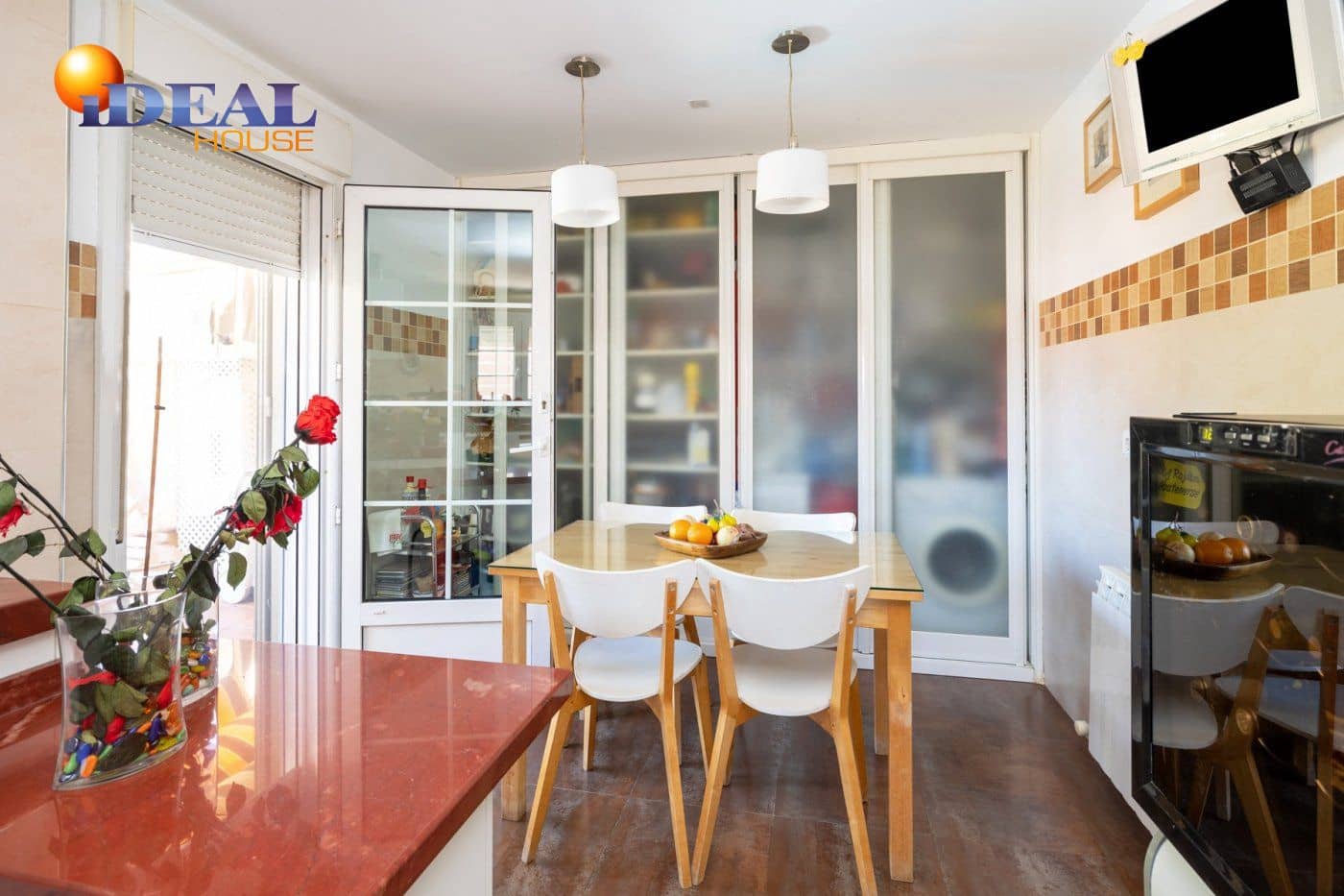 3 camera da letto Villetta a Schiera in vendita in Albolote con piscina garage - 295.000 € (Rif: 9433732)