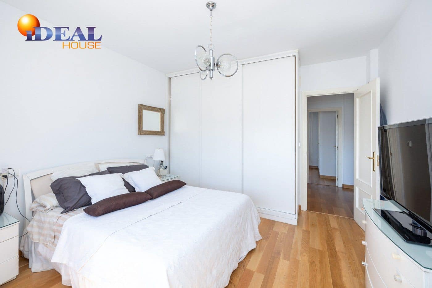 3 camera da letto Villetta a Schiera in vendita in Albolote con piscina garage - 295.000 € (Rif: 9433732)