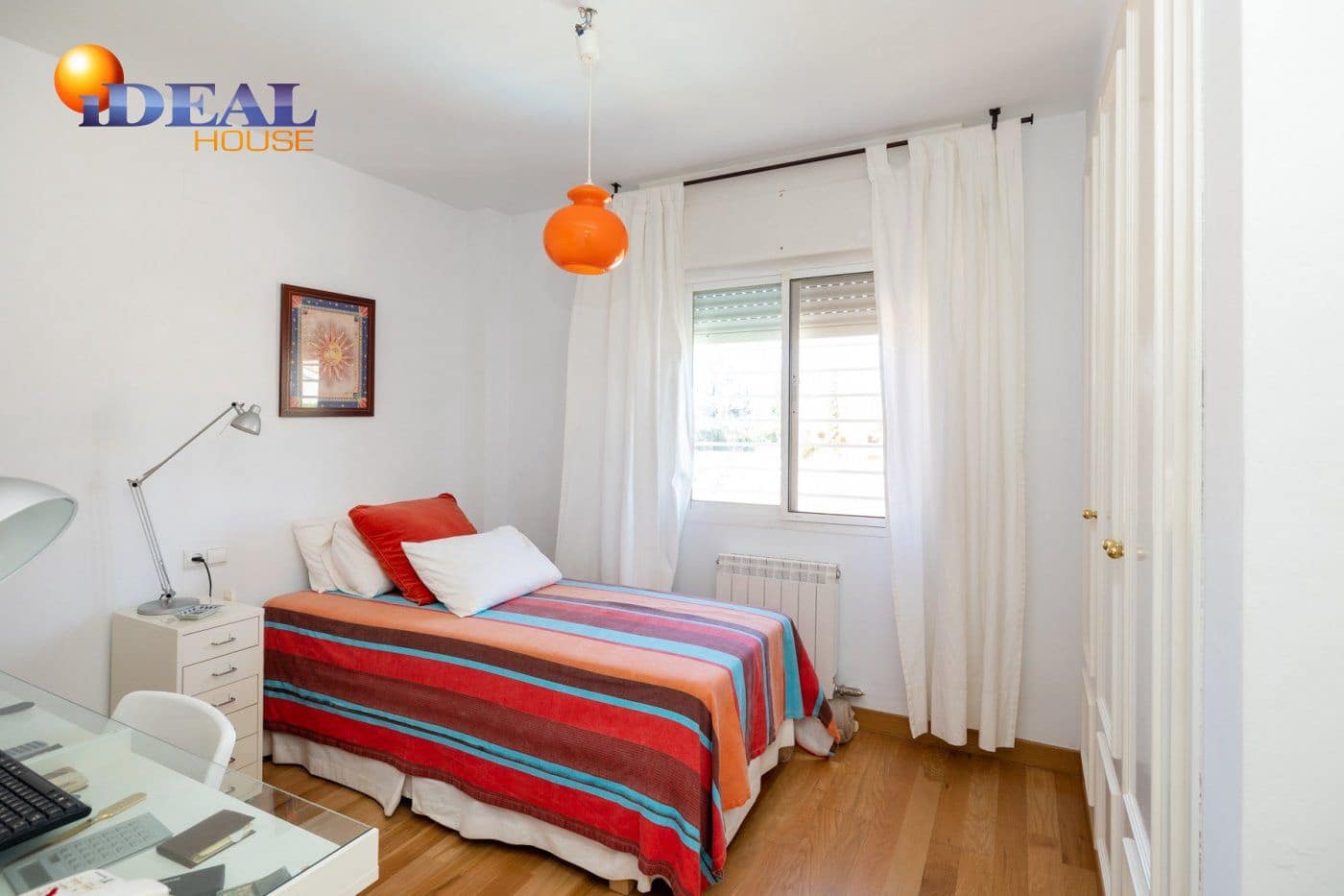 3 camera da letto Villetta a Schiera in vendita in Albolote con piscina garage - 295.000 € (Rif: 9433732)