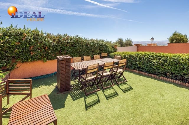 3 camera da letto Villetta a Schiera in vendita in Albolote con piscina garage - 295.000 € (Rif: 9433732)