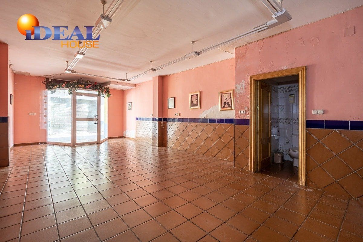 Kaupallinen myytävänä paikassa Ogijares - 68 500 € (Ref: 9433735)