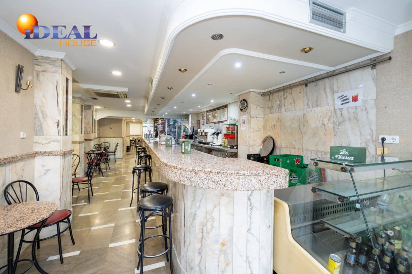 Komercyjne na sprzedaż w Miasto Grenada - 130 000 € (Ref: 9433737)