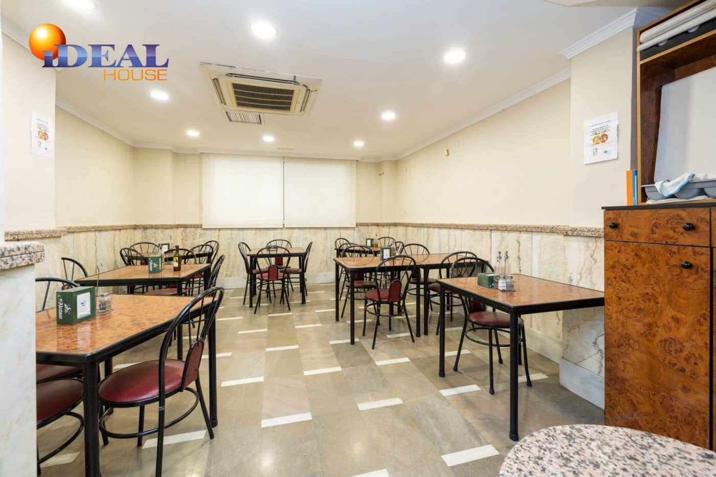 Komercyjne na sprzedaż w Miasto Grenada - 130 000 € (Ref: 9433737)