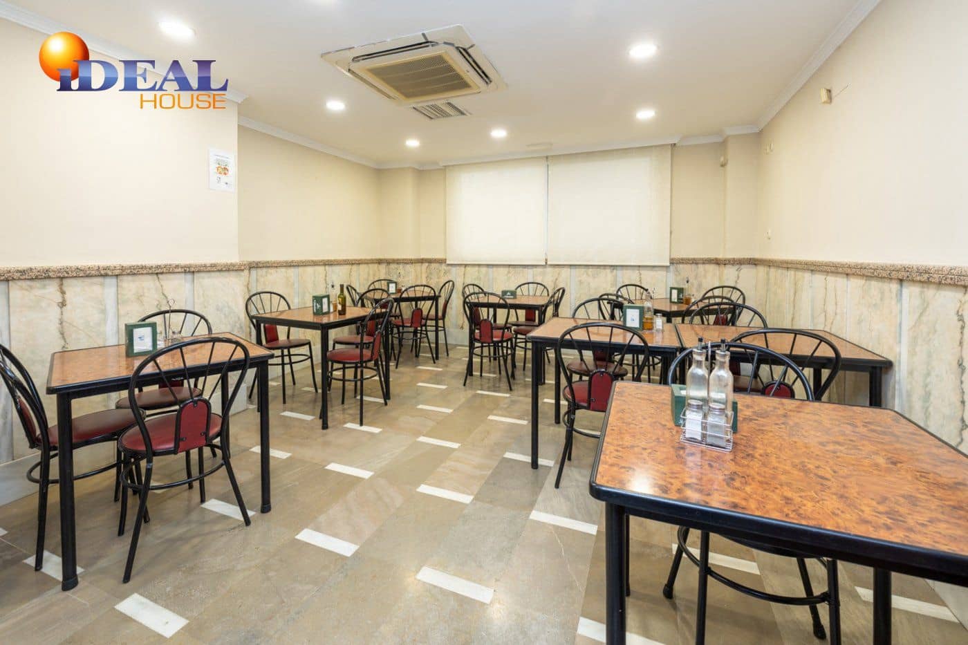 Komercyjne na sprzedaż w Miasto Grenada - 130 000 € (Ref: 9433737)