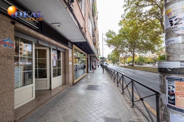 Komercyjne na sprzedaż w Miasto Grenada - 130 000 € (Ref: 9433737)