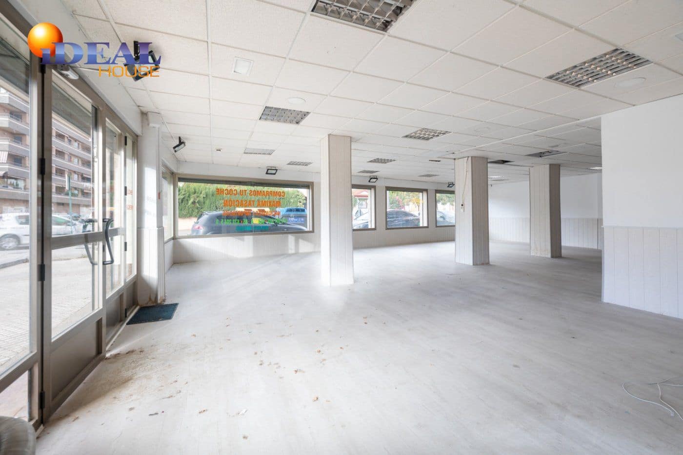 Comercial para venda em Granada cidade - 299 000 € (Ref: 9433738)