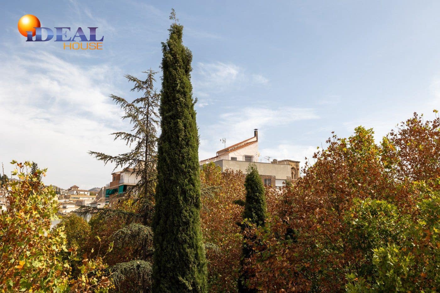 4 sypialnia Dom na sprzedaż w Miasto Grenada z garażem - 1 180 000 € (Ref: 9433739)