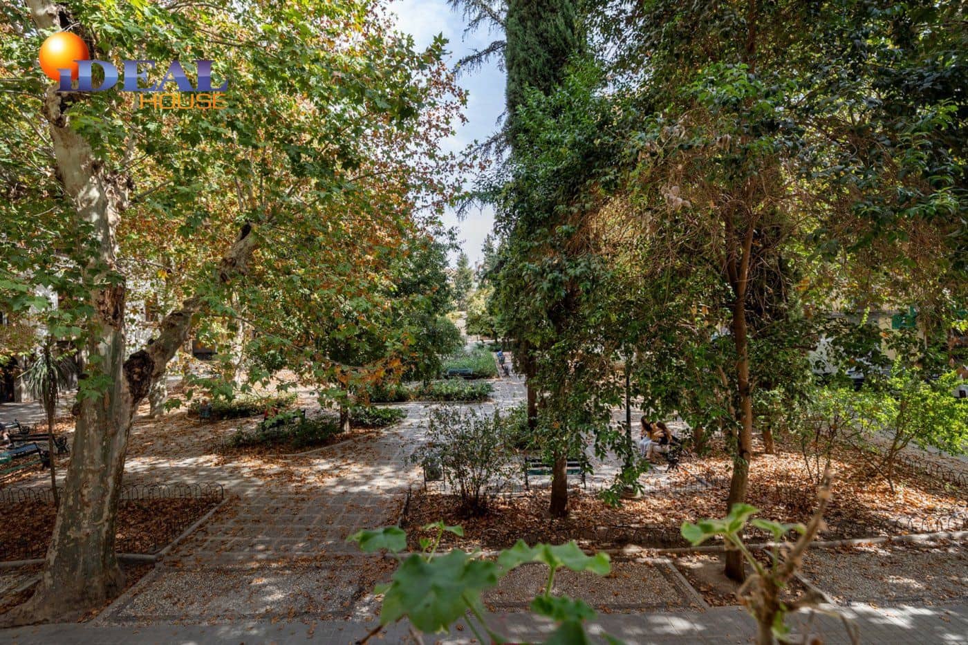 4 sypialnia Dom na sprzedaż w Miasto Grenada z garażem - 1 180 000 € (Ref: 9433739)