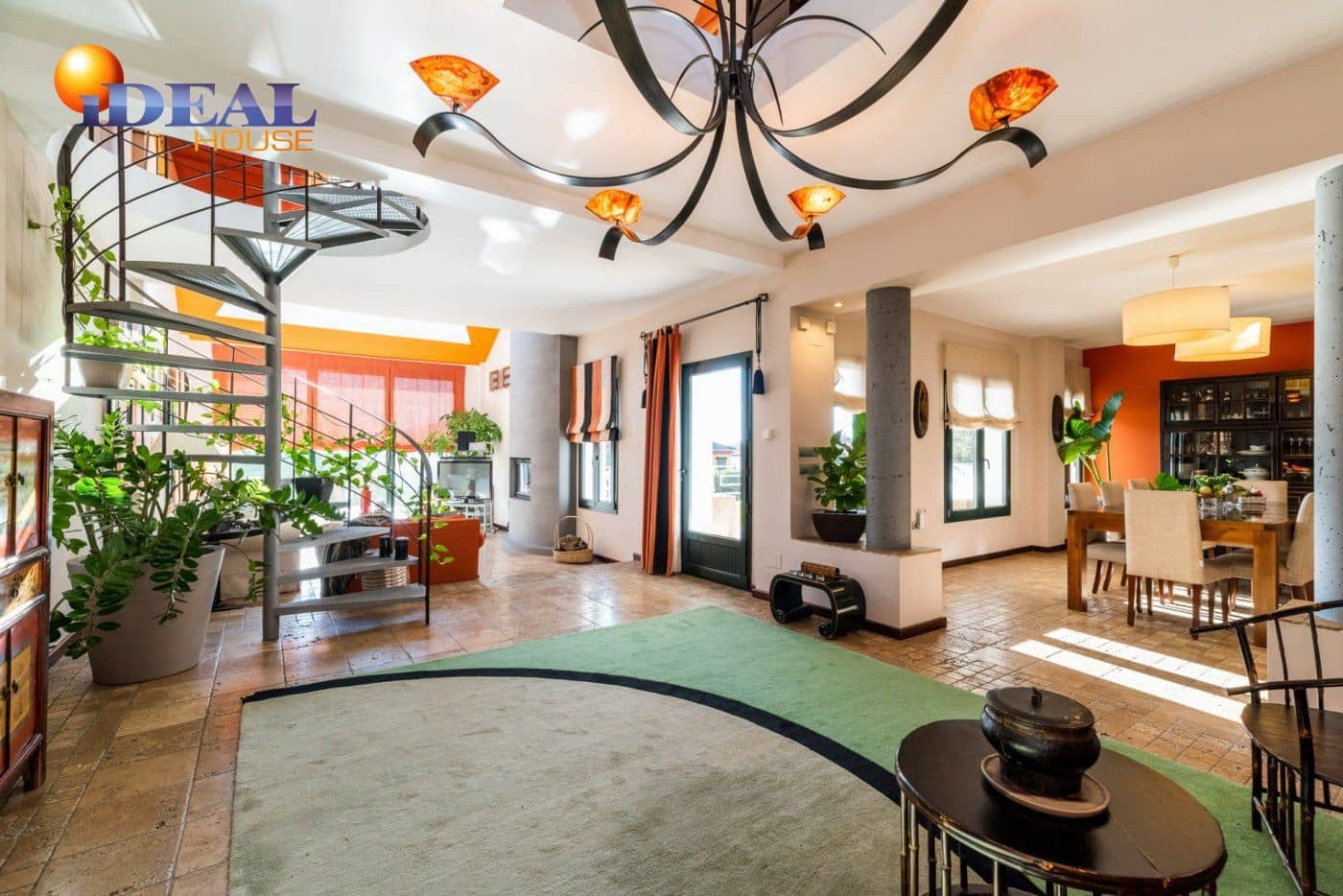 5 sypialnia Willa na sprzedaż w Albolote z garażem - 1 800 000 € (Ref: 9433743)