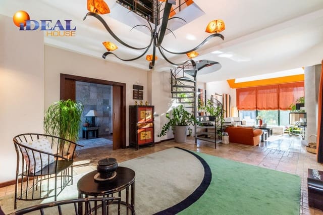 5 sypialnia Willa na sprzedaż w Albolote z garażem - 1 800 000 € (Ref: 9433743)