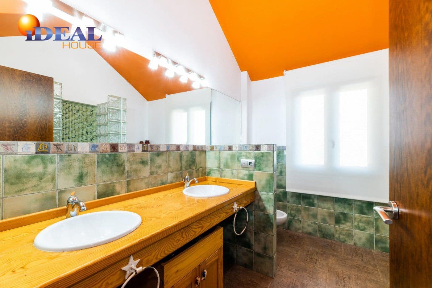 5 sypialnia Willa na sprzedaż w Albolote z garażem - 1 800 000 € (Ref: 9433743)