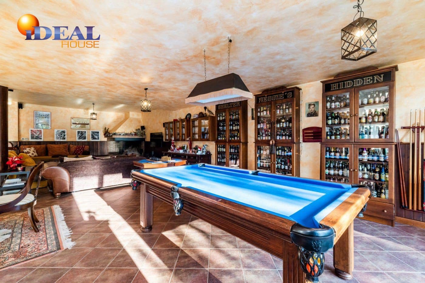 5 sypialnia Willa na sprzedaż w Albolote z garażem - 1 800 000 € (Ref: 9433743)