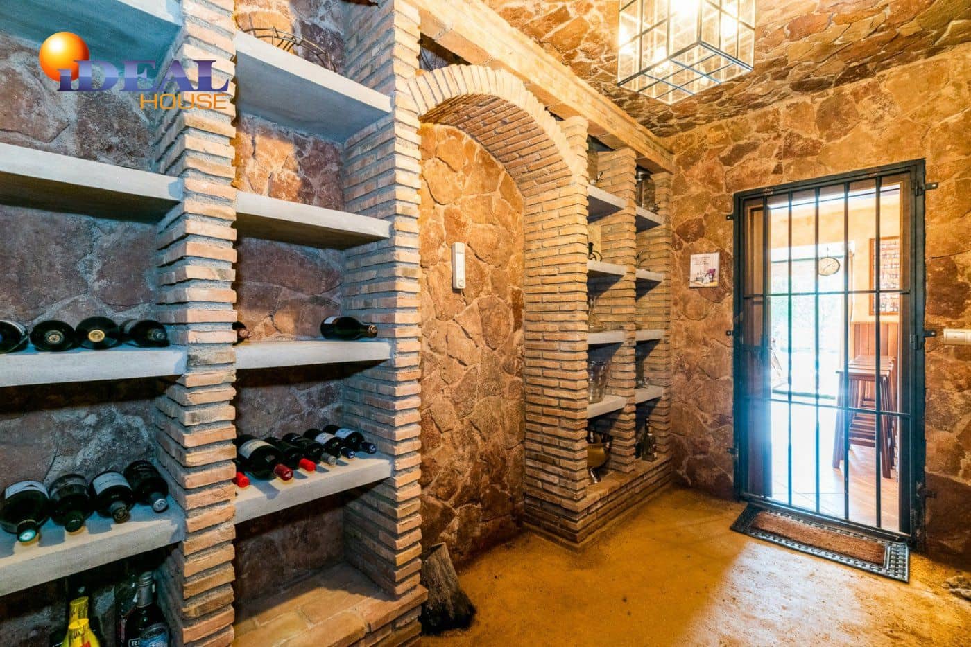 5 sypialnia Willa na sprzedaż w Albolote z garażem - 1 800 000 € (Ref: 9433743)