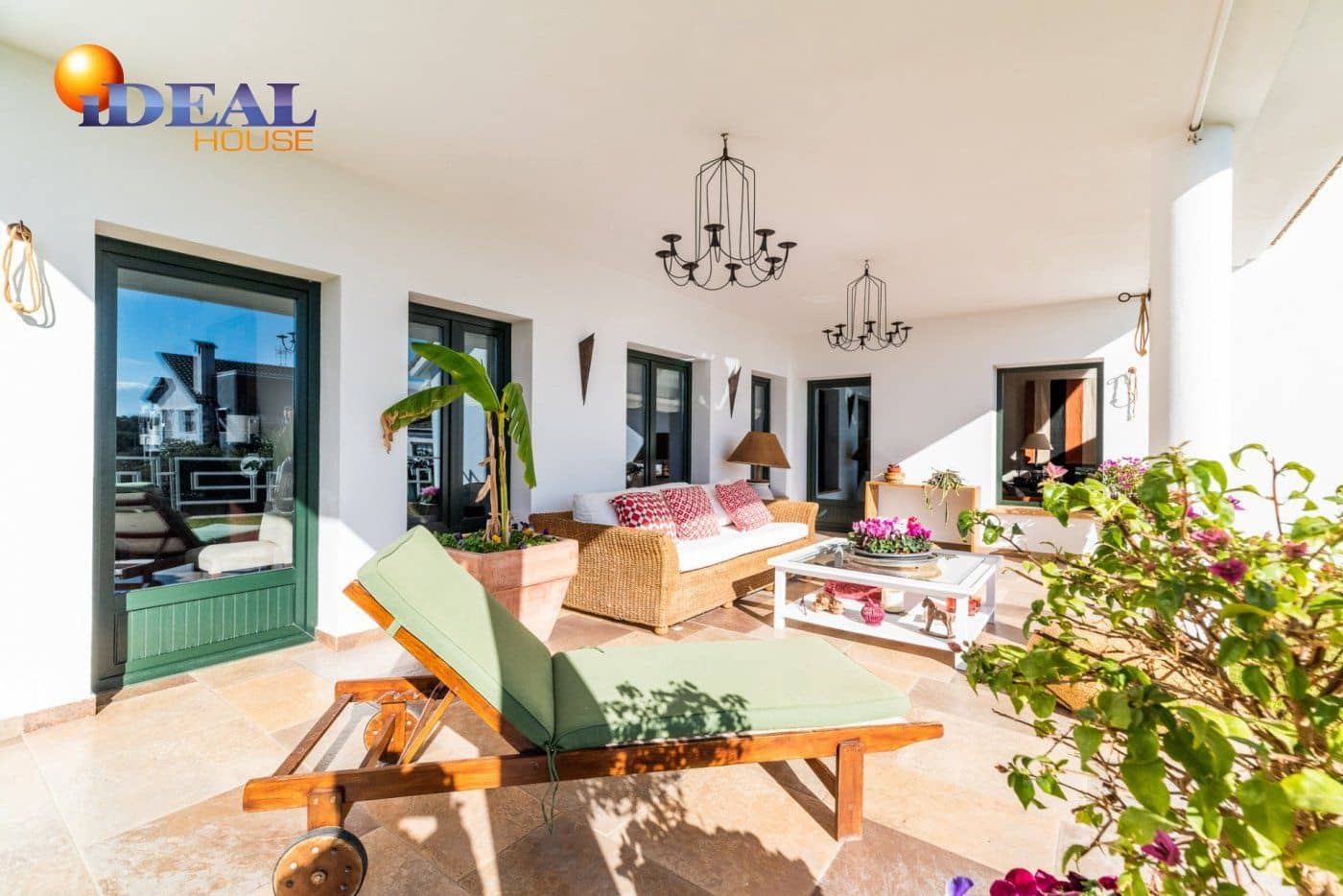 5 sypialnia Willa na sprzedaż w Albolote z garażem - 1 800 000 € (Ref: 9433743)