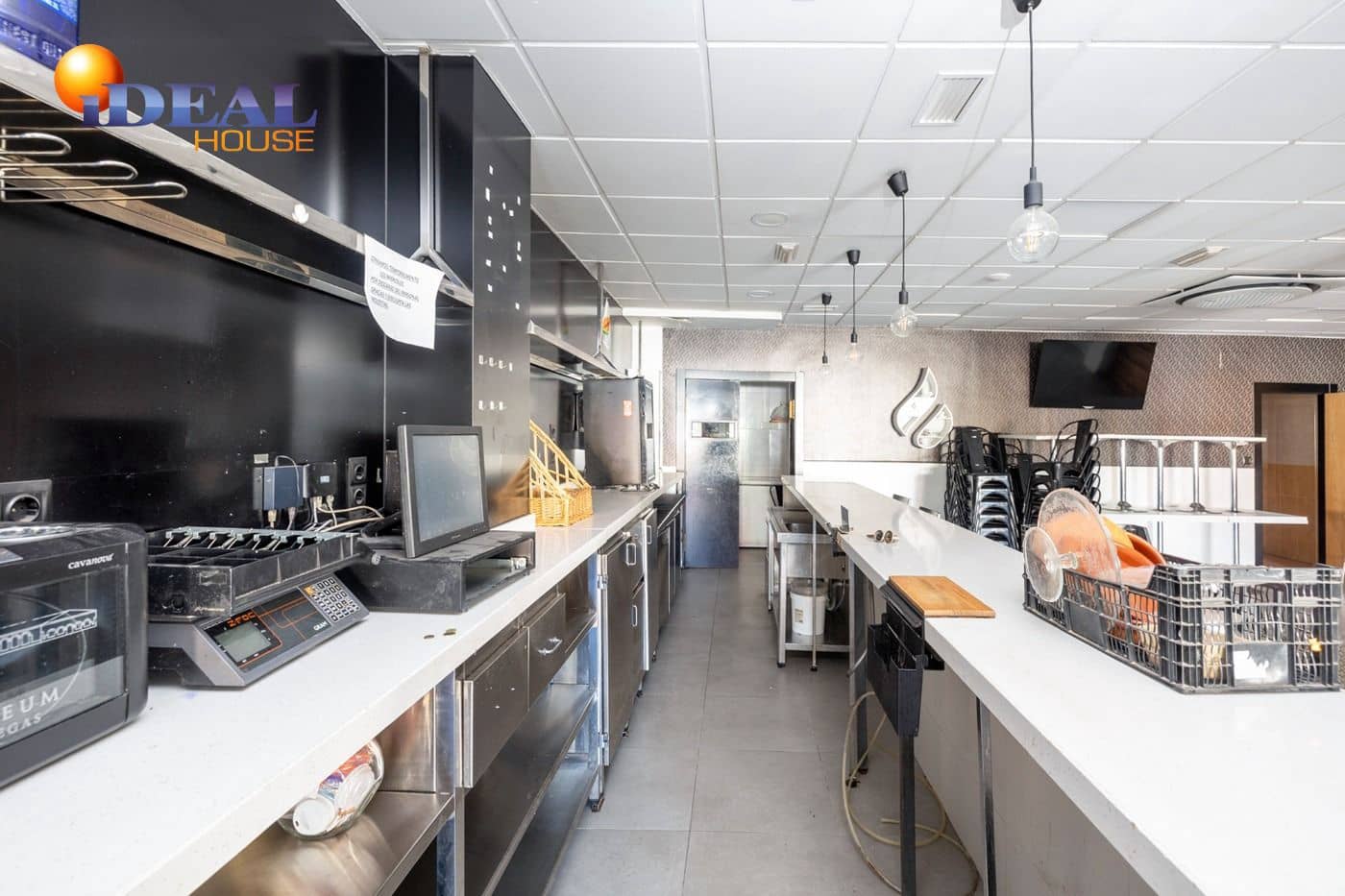 Kommersiell till salu i Ogijares - 305 000 € (Ref: 9433744)