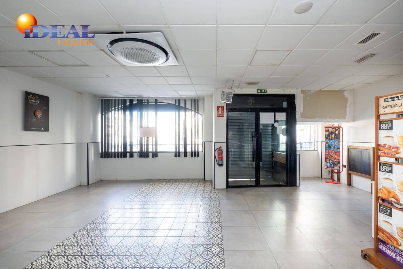 Kommersiell till salu i Ogijares - 305 000 € (Ref: 9433744)